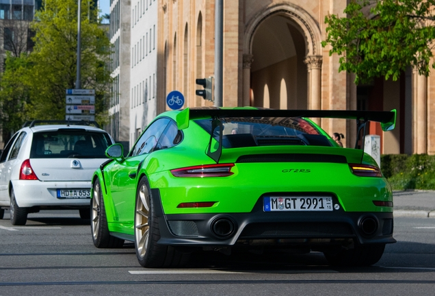 Porsche 991 GT2 RS Weissach Package