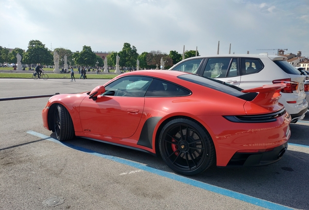 Porsche 992 Carrera GTS