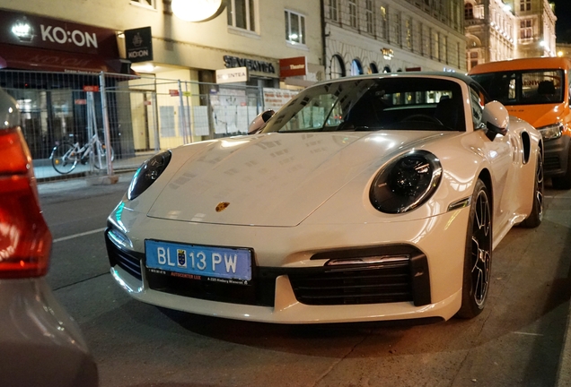 Porsche 992 Turbo S Cabriolet