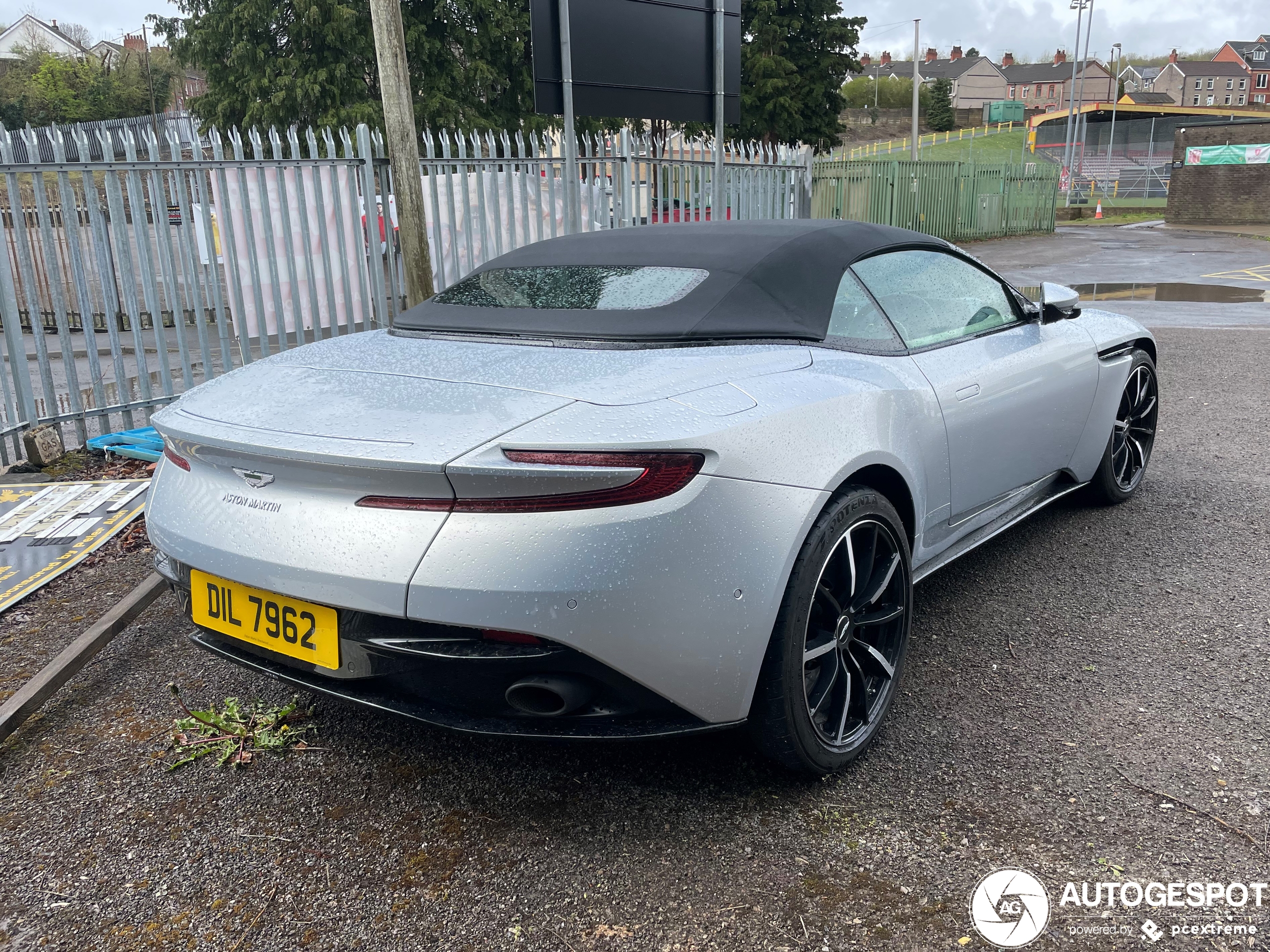 Aston Martin DB11 V8 Volante