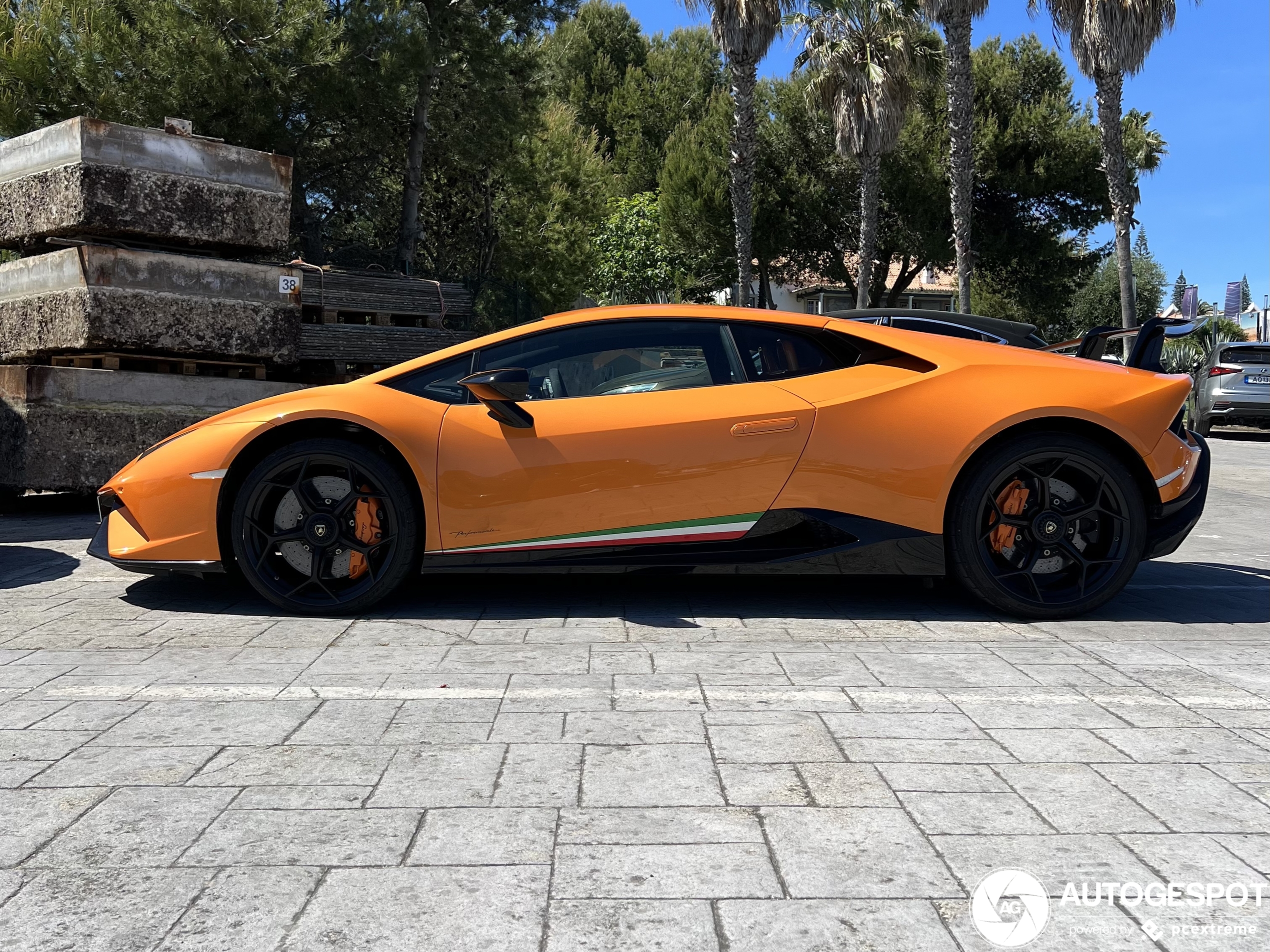 Lamborghini Huracán LP640-4 Performante