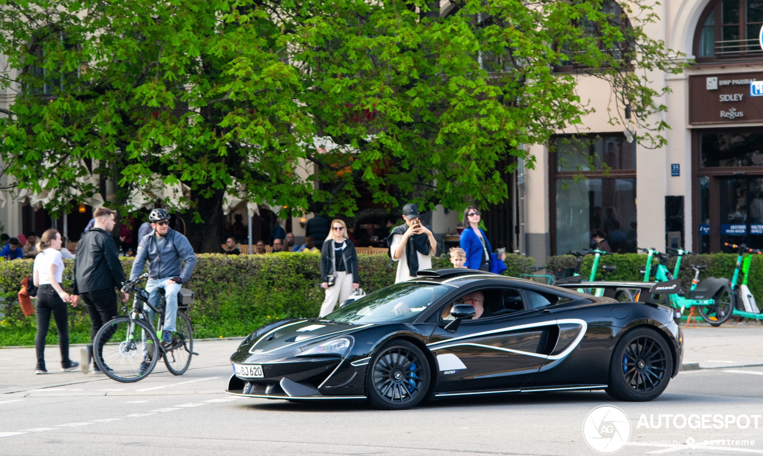 McLaren 620R