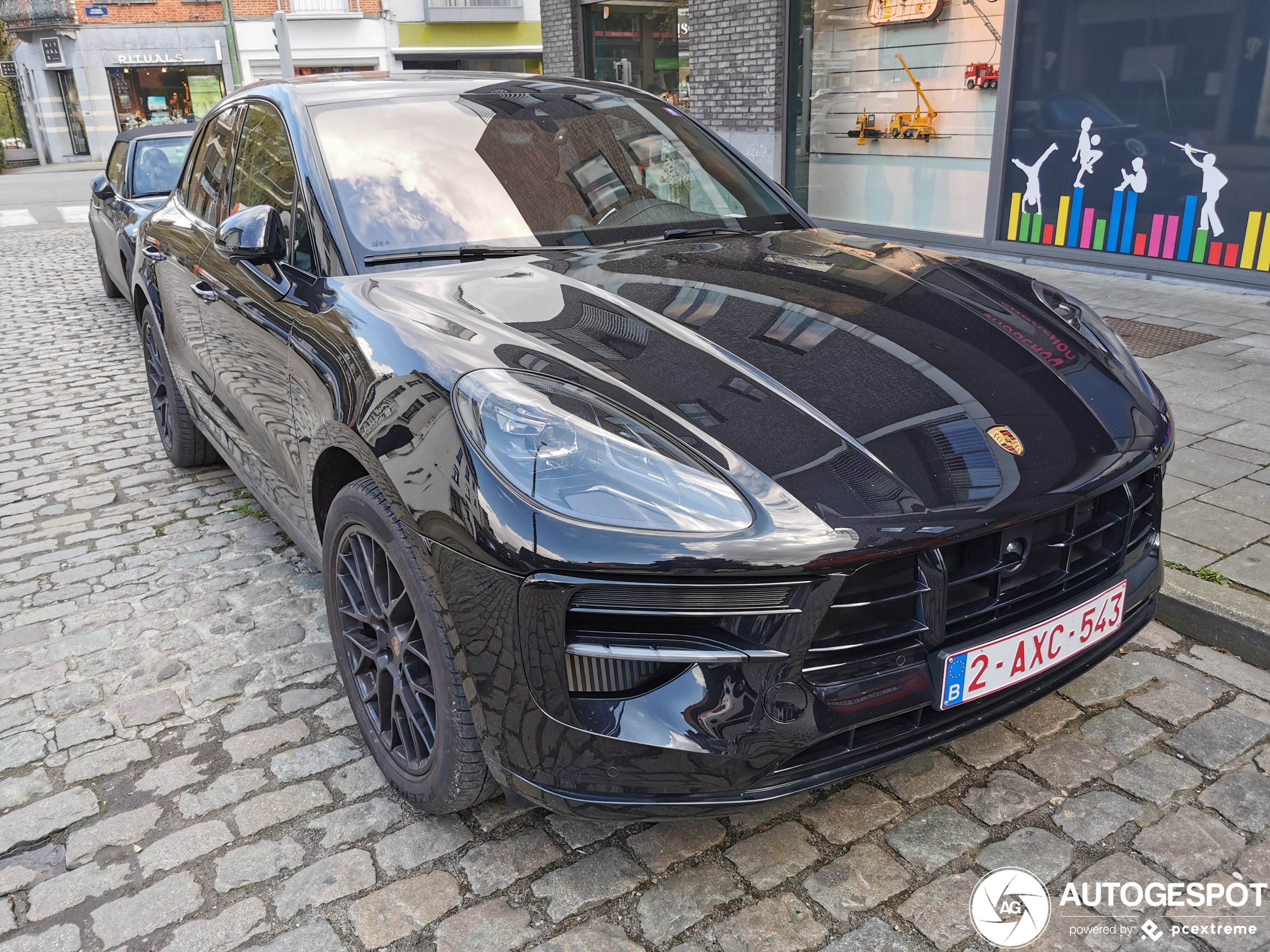 Porsche 95B Macan GTS MkII