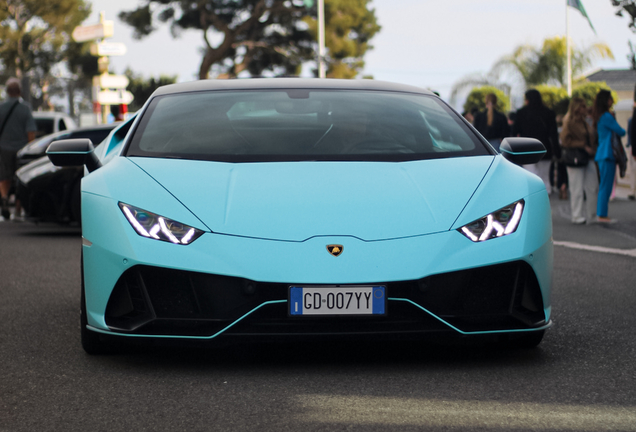 Lamborghini Huracán LP640-4 EVO