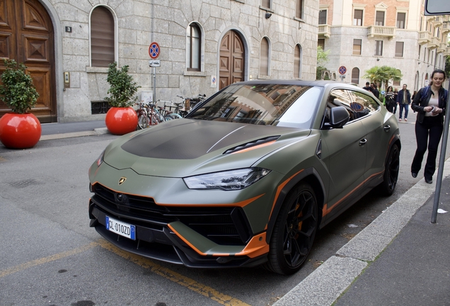 Lamborghini Urus Performante