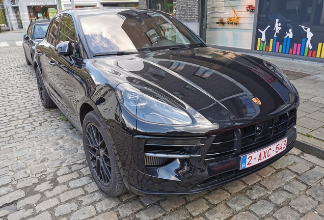 Porsche 95B Macan GTS MkII