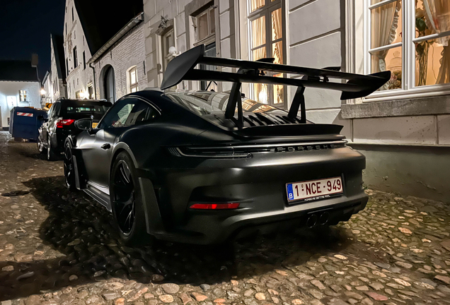 Porsche 992 GT3 RS Weissach Package