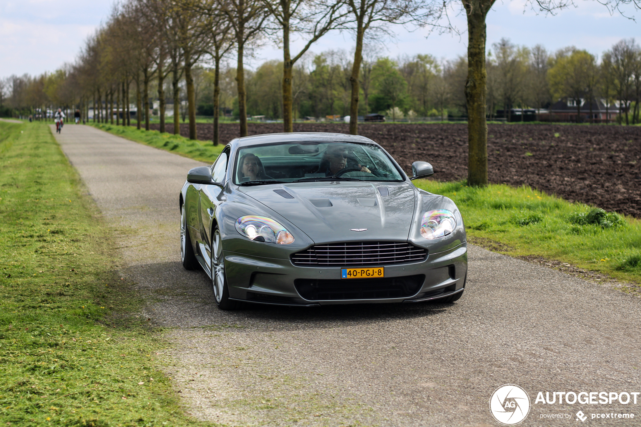 Aston Martin DBS