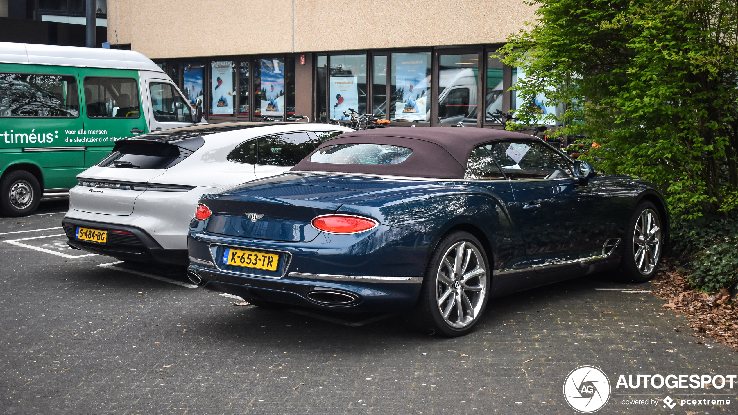 Bentley Continental GTC 2019