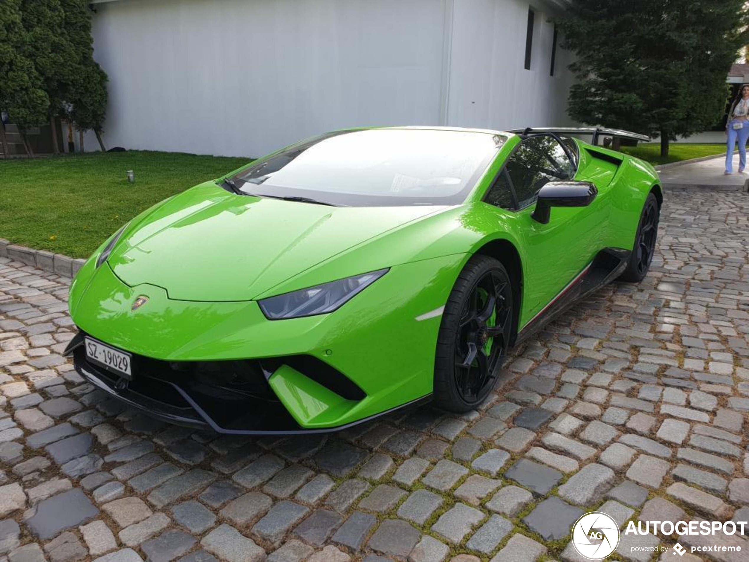 Lamborghini Huracán LP640-4 Performante Spyder