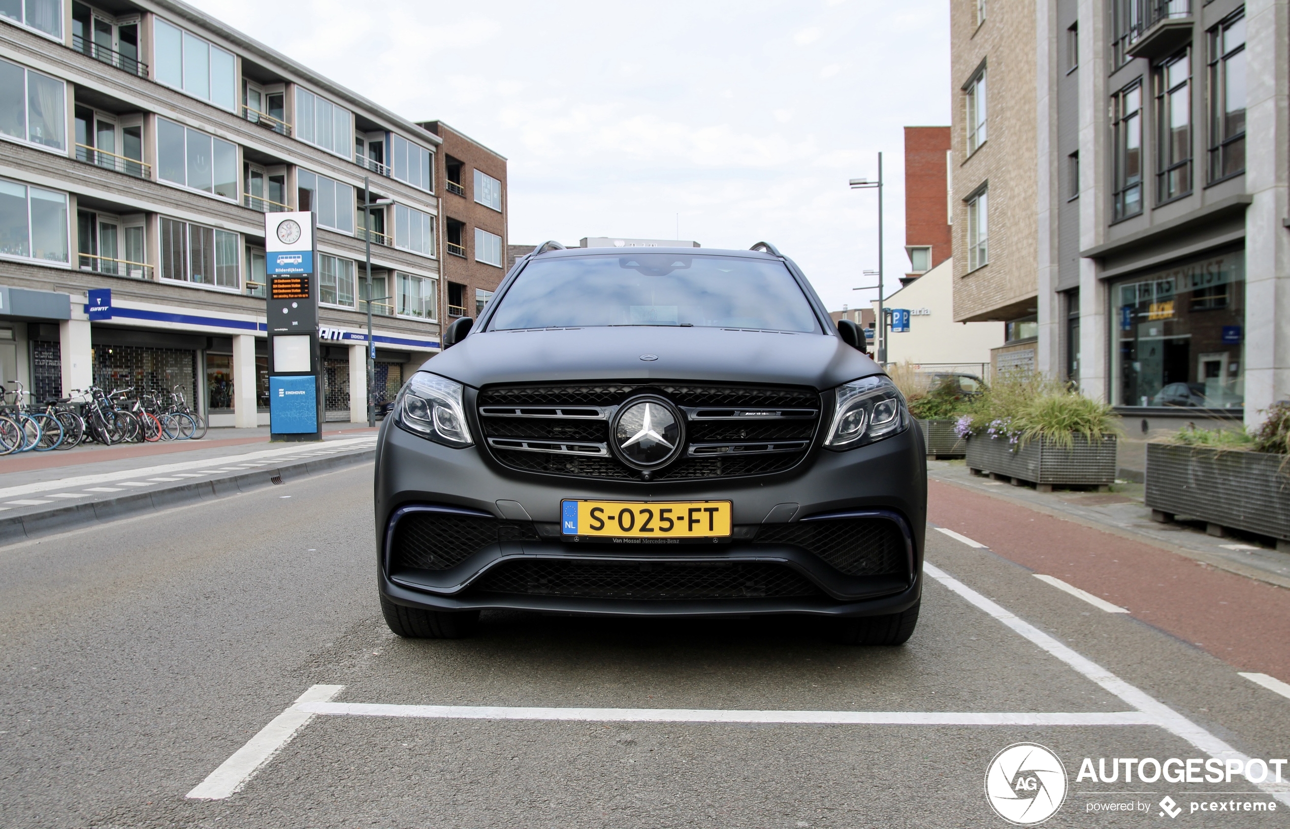 Mercedes-AMG GLS 63 X166