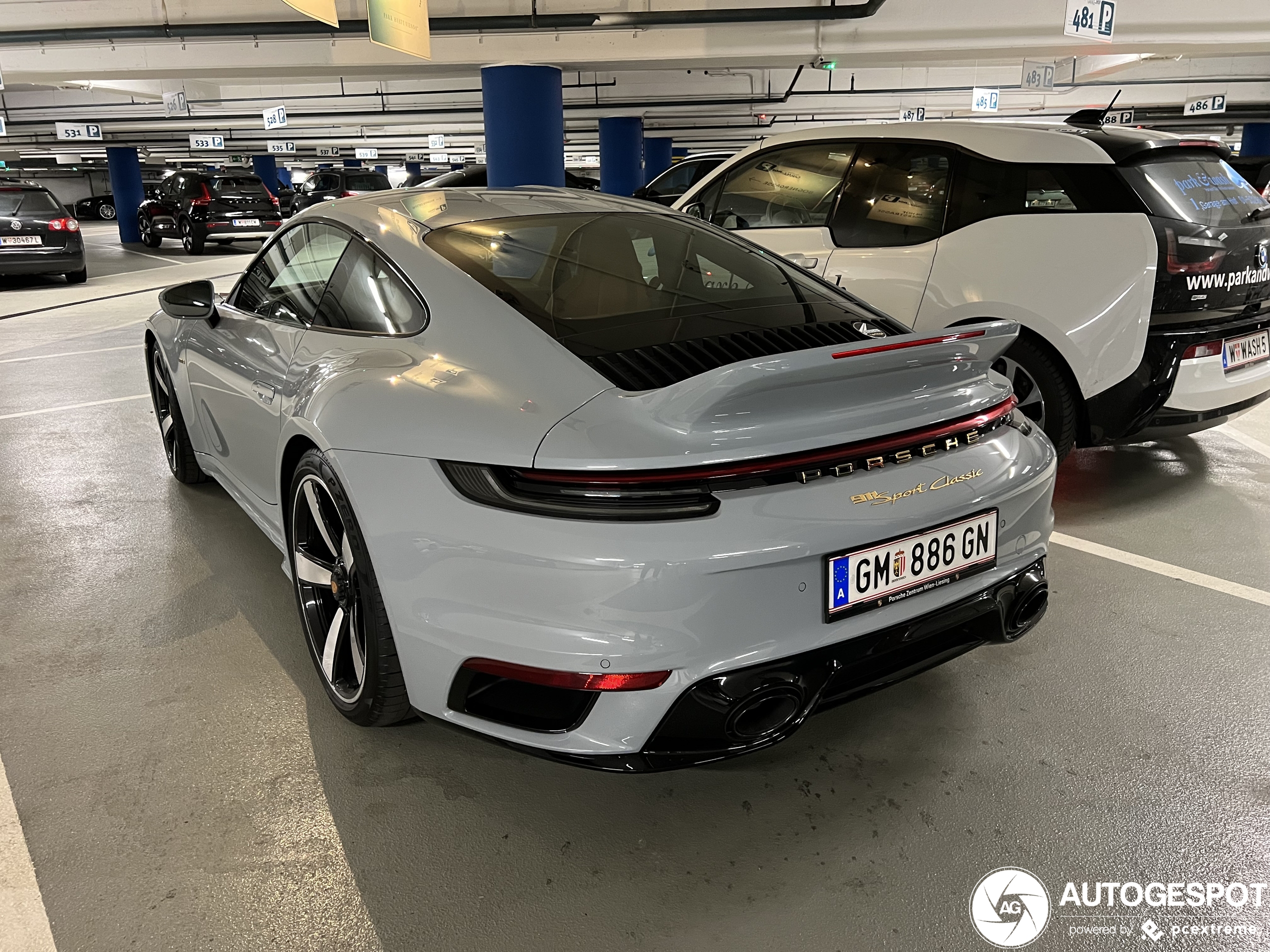 Porsche 992 Sport Classic