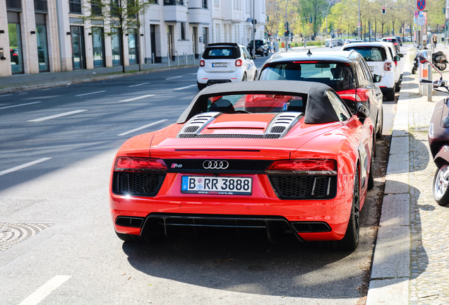 Audi R8 V10 Spyder 2016