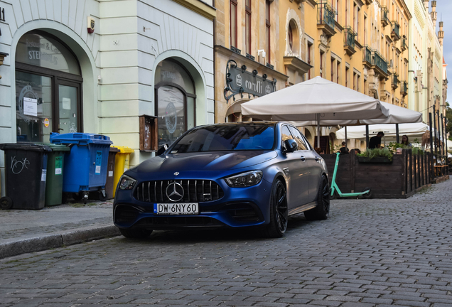 Mercedes-AMG E 63 S W213 2021