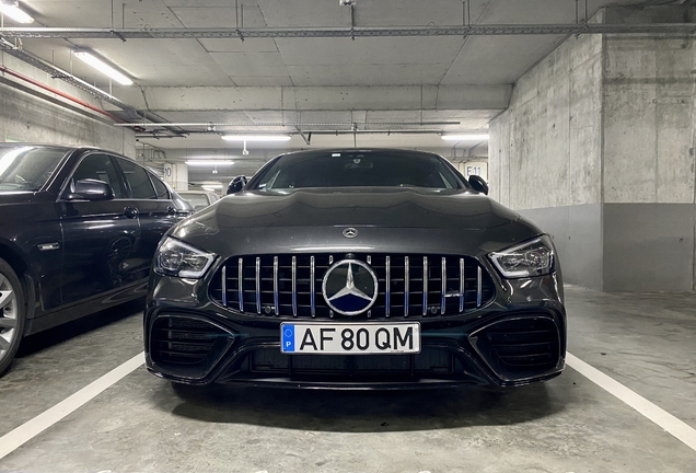 Mercedes-AMG GT 63 X290