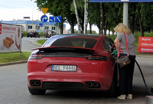 Porsche 971 Panamera GTS MkI