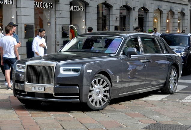 Rolls-Royce Phantom VIII EWB