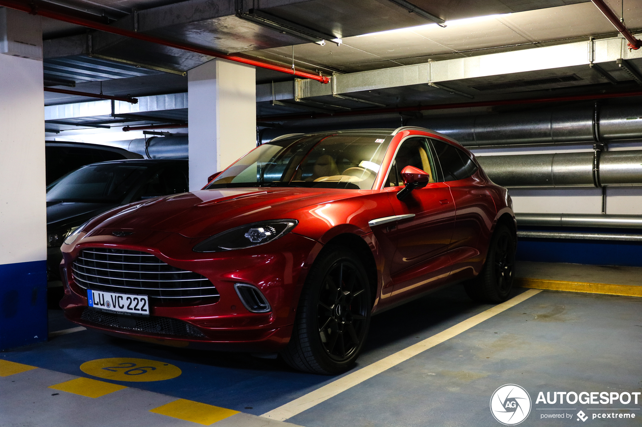 Aston Martin DBX