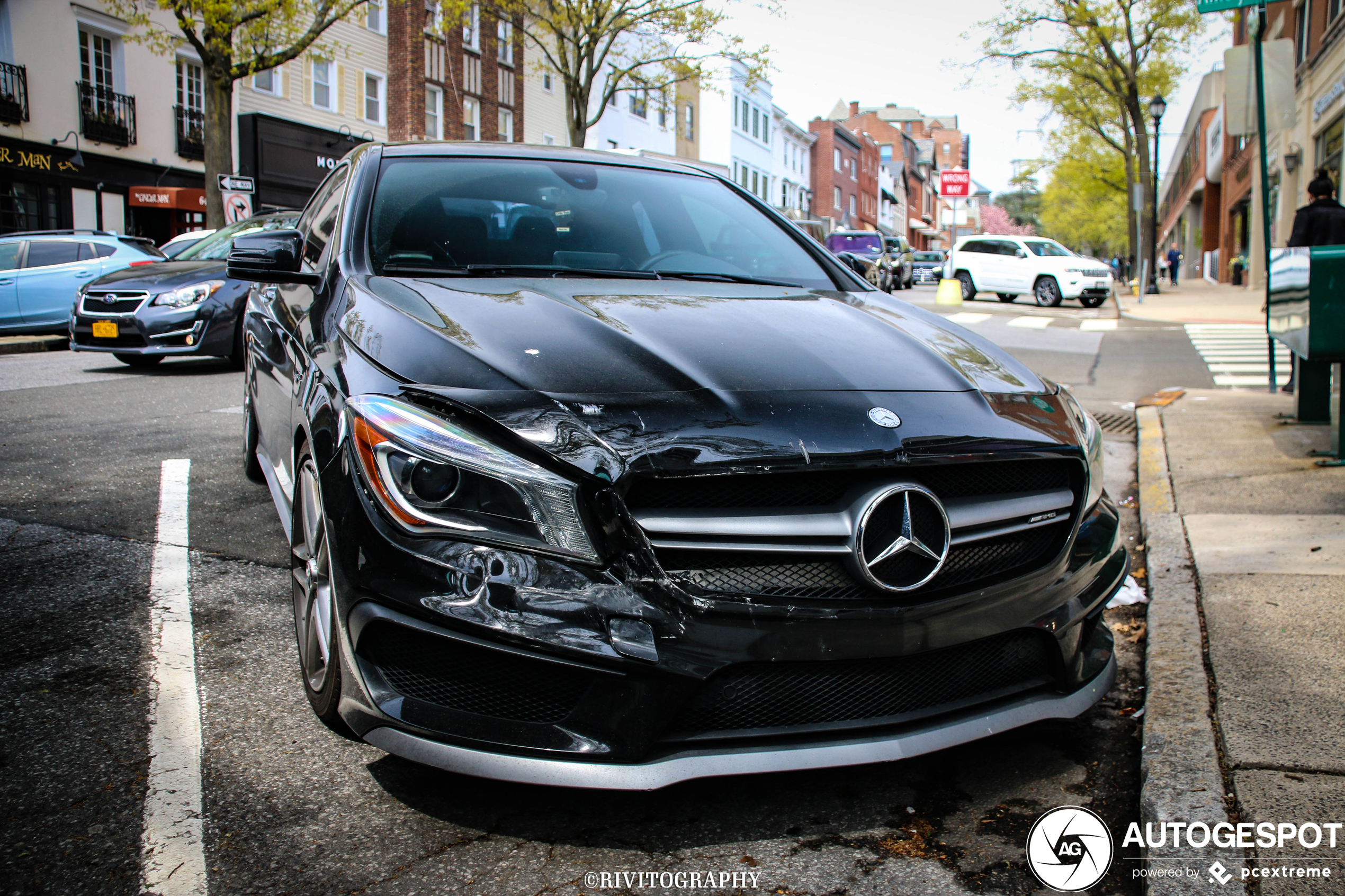 Mercedes-Benz CLA 45 AMG C117