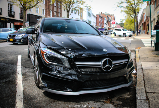 Mercedes-Benz CLA 45 AMG C117