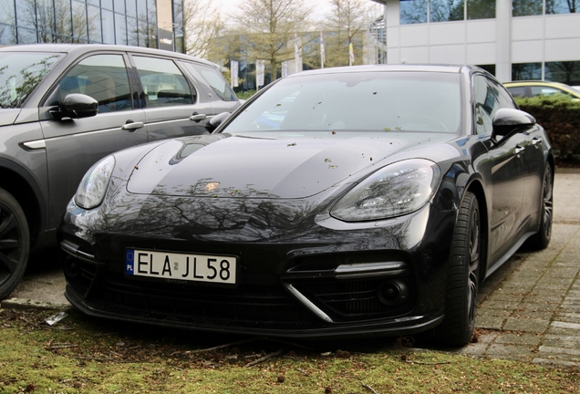 Porsche 971 Panamera Turbo Sport Turismo