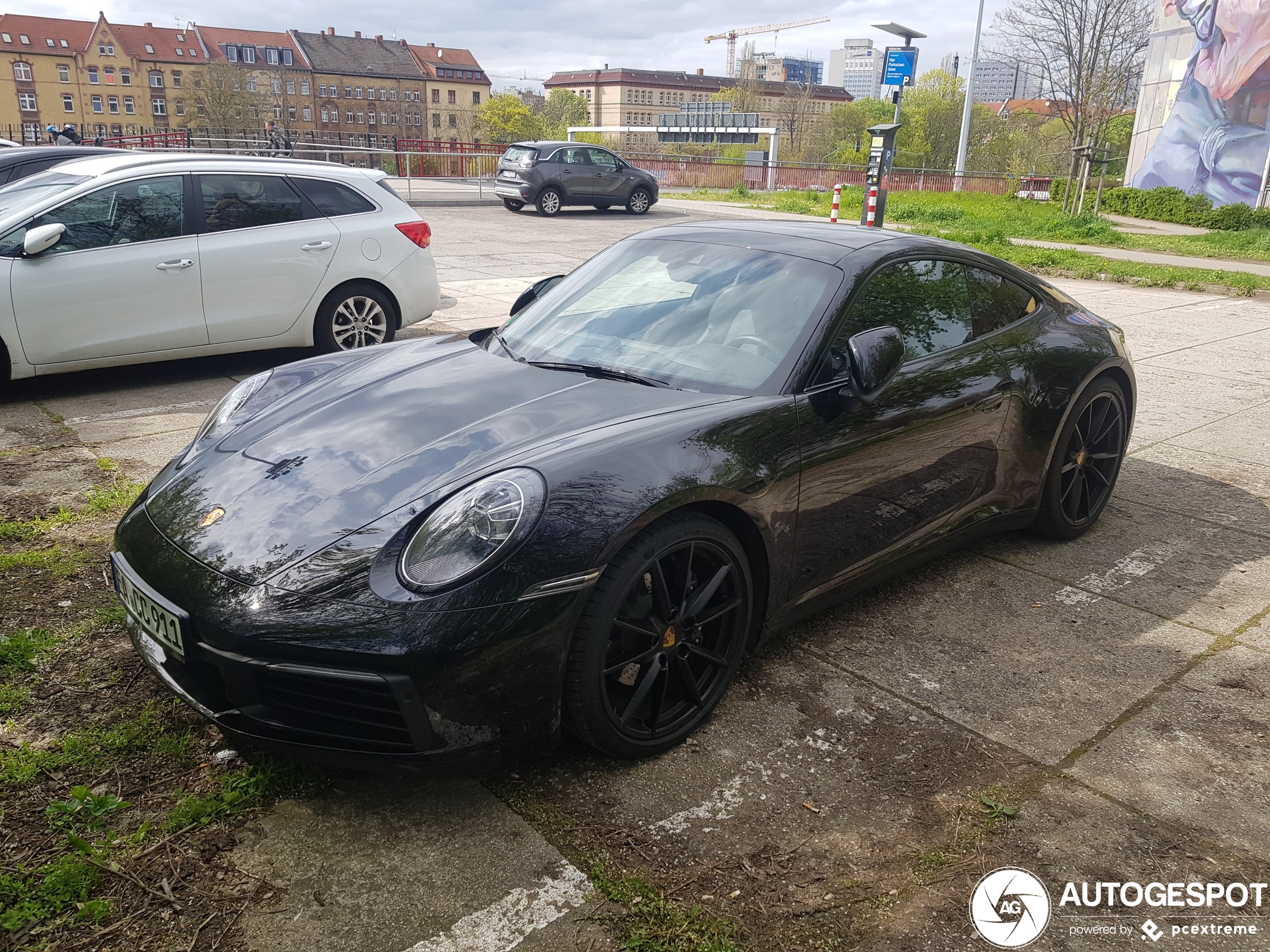 Porsche 992 Carrera 4S