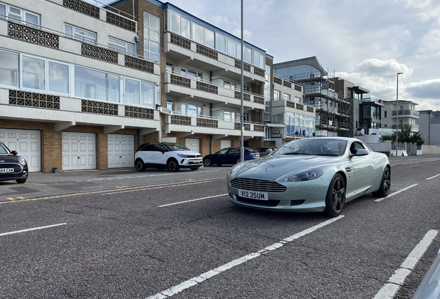 Aston Martin DB9