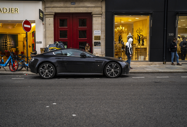 Aston Martin V12 Vantage S