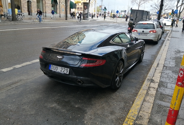 Aston Martin Vanquish 2013