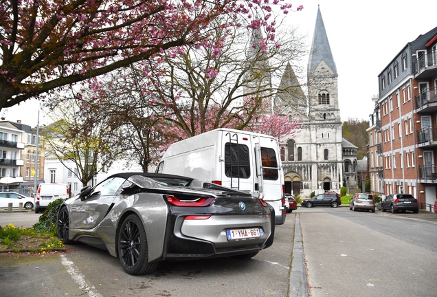 BMW i8 Roadster