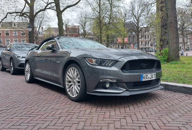 Ford Mustang GT Convertible 2015