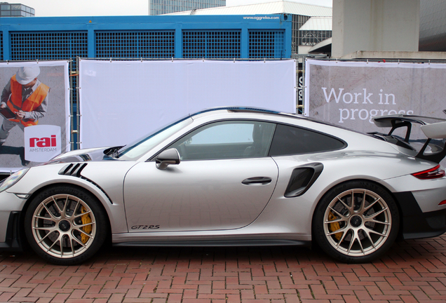 Porsche 991 GT2 RS Weissach Package