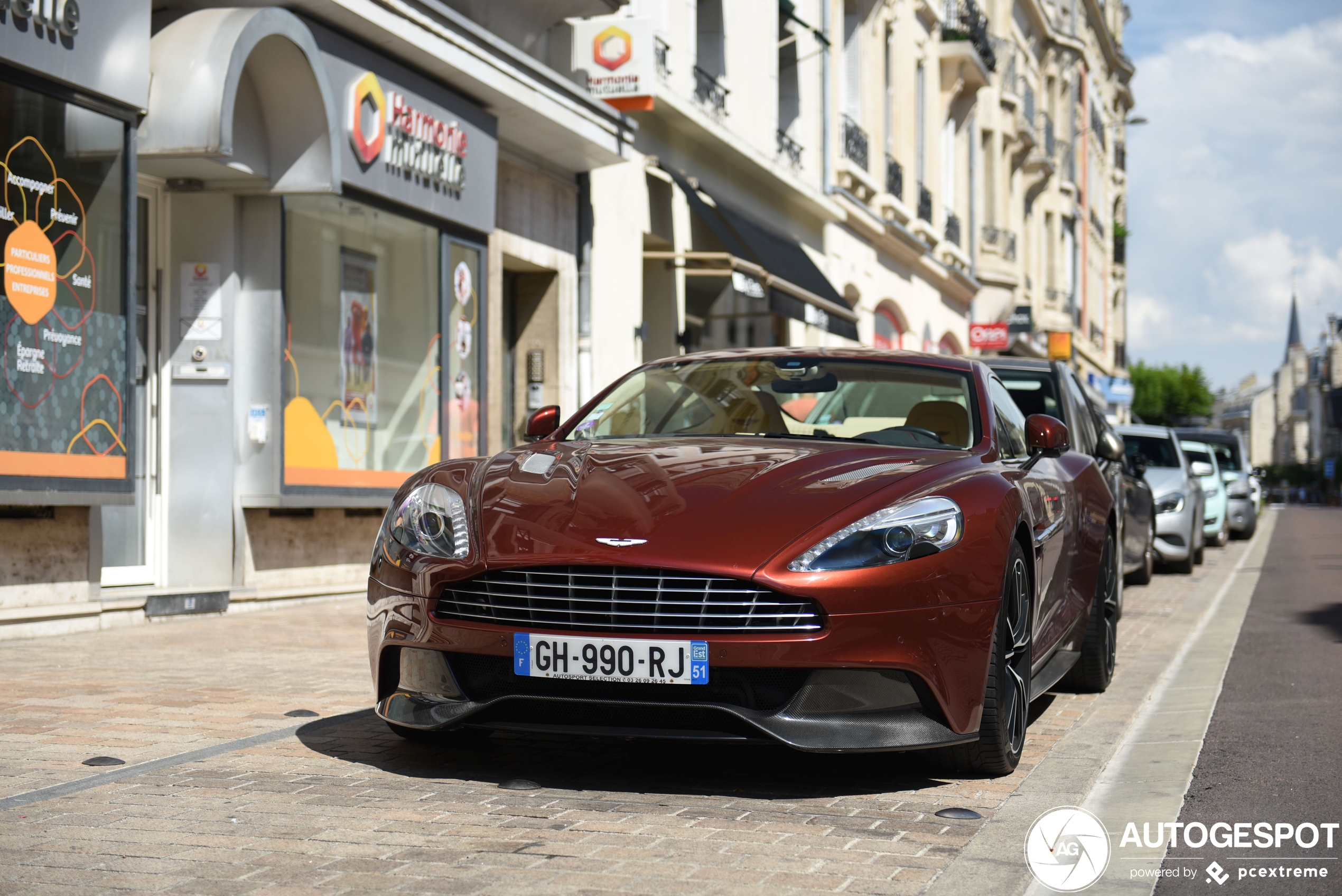 Aston Martin Vanquish 2013