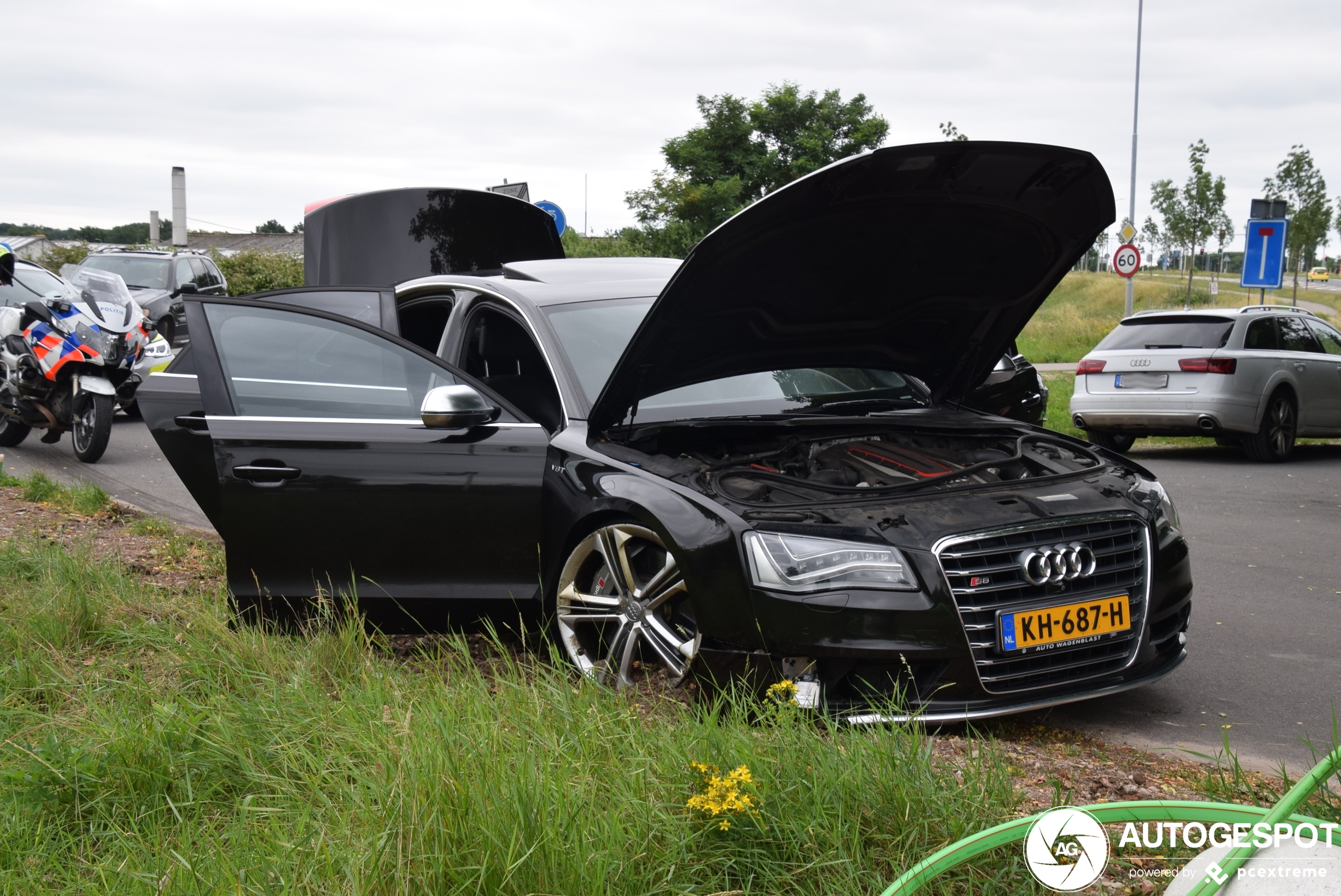 Audi S8 D4