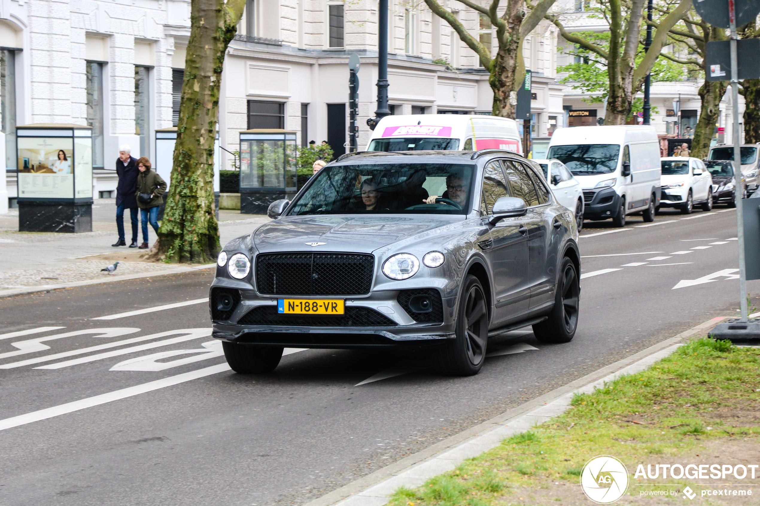 Bentley Bentayga V8 2021