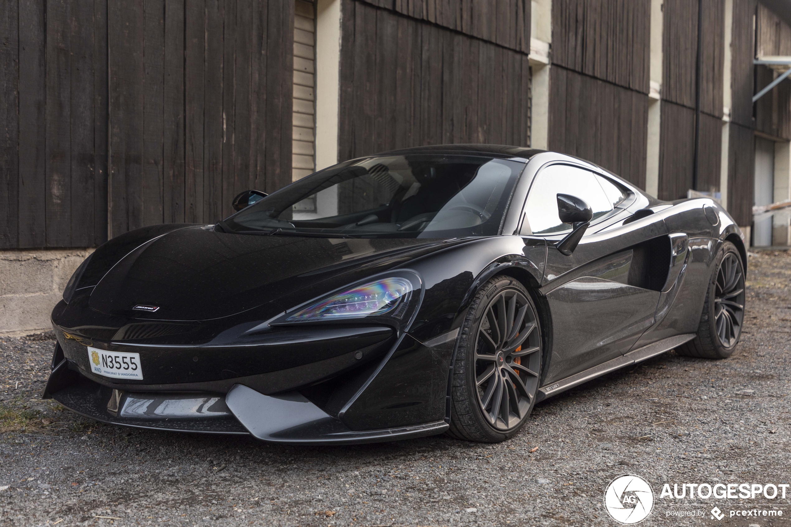 McLaren 570GT