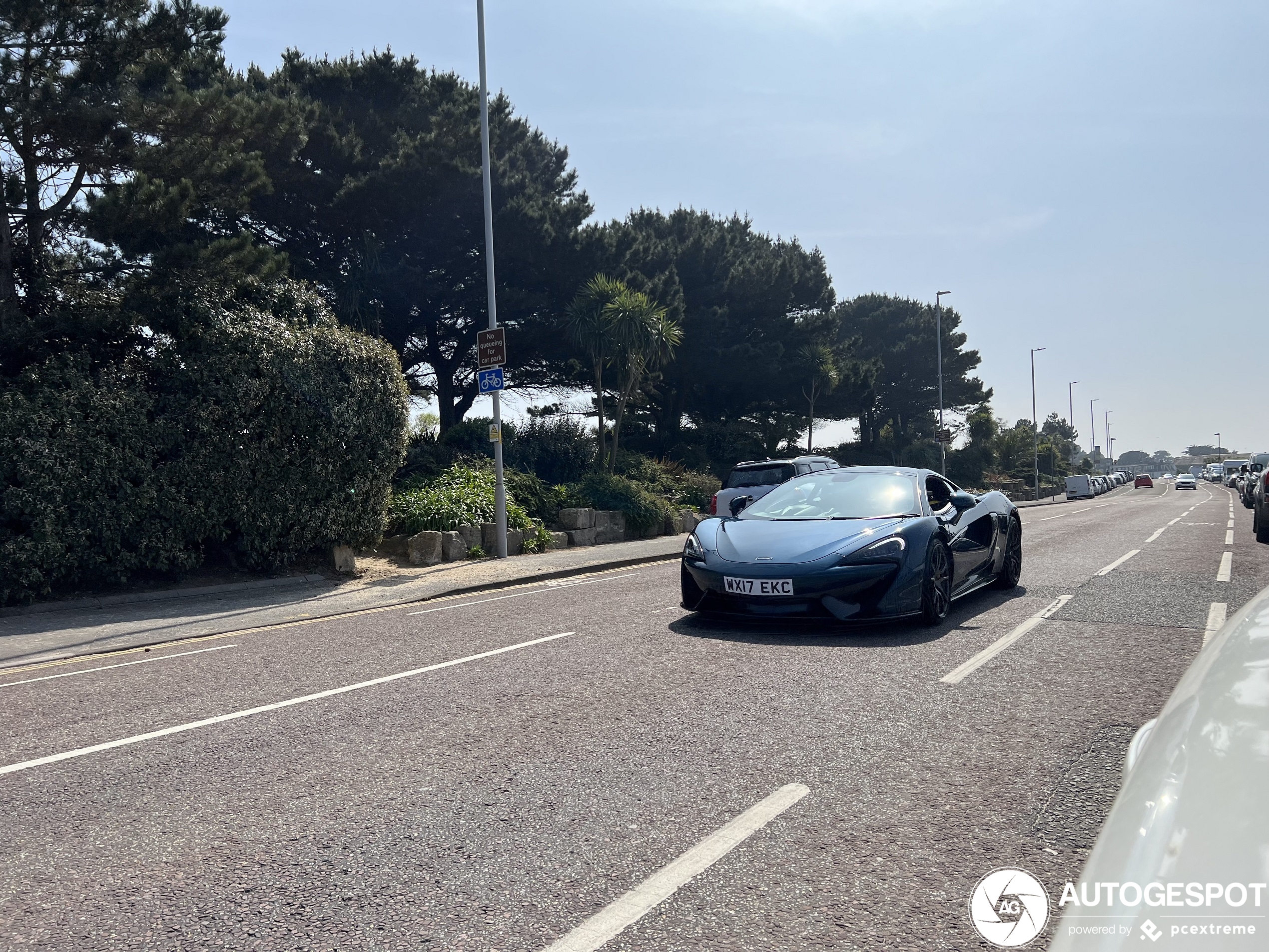 McLaren 570GT