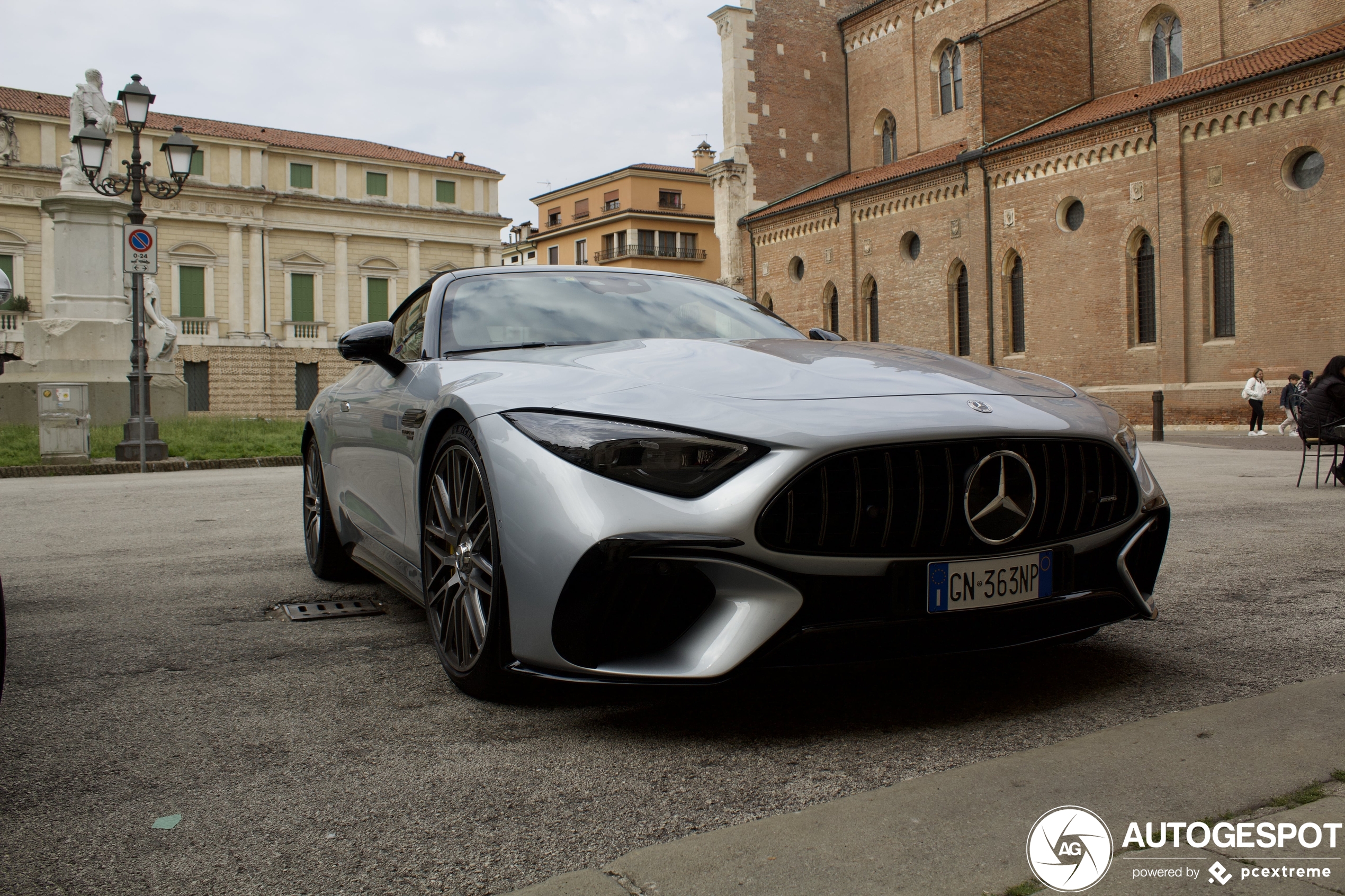 Mercedes-AMG SL 63 R232