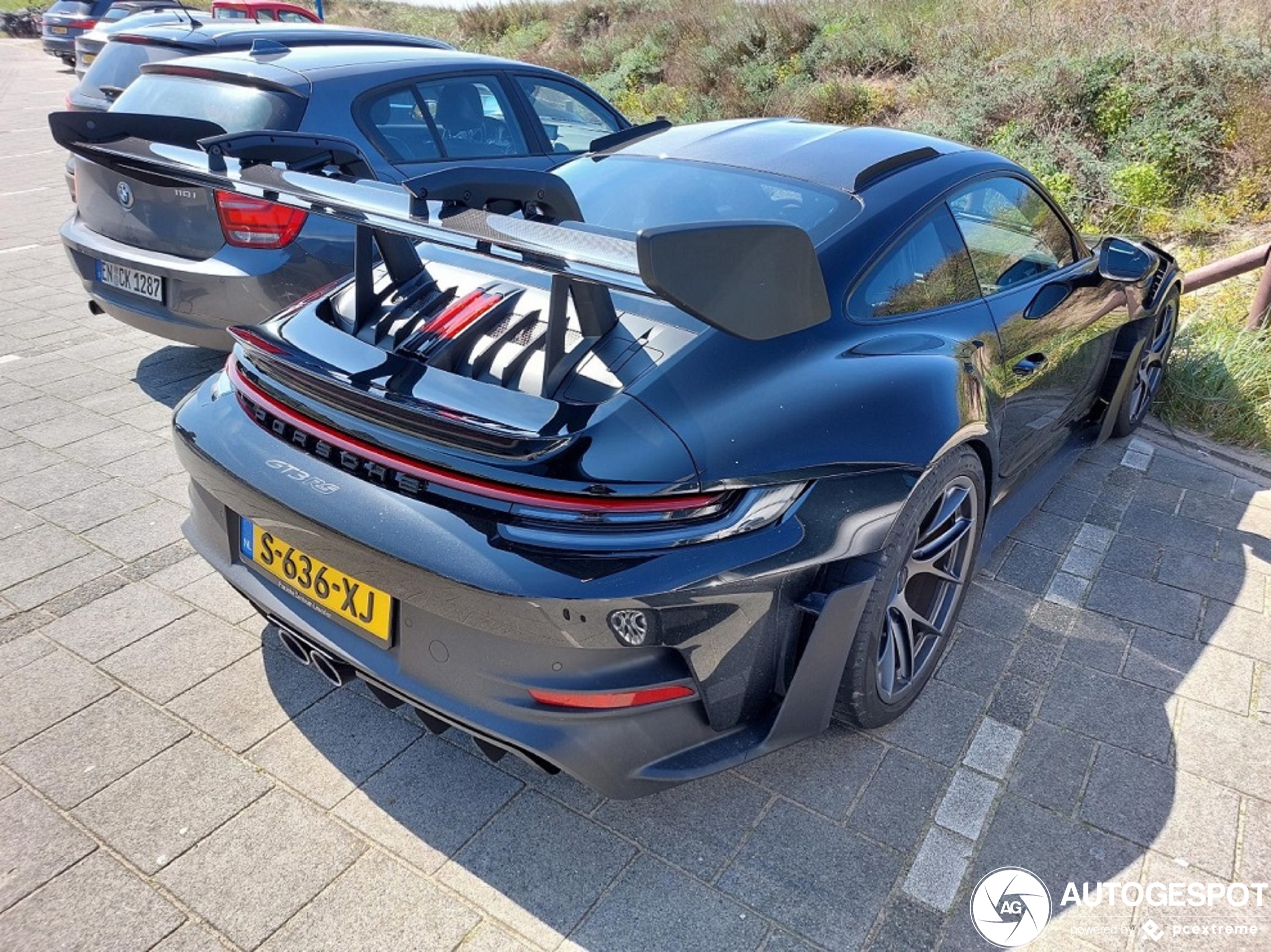 Porsche 992 GT3 RS Weissach Package