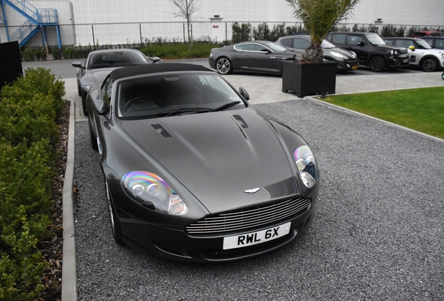 Aston Martin DB9 Volante