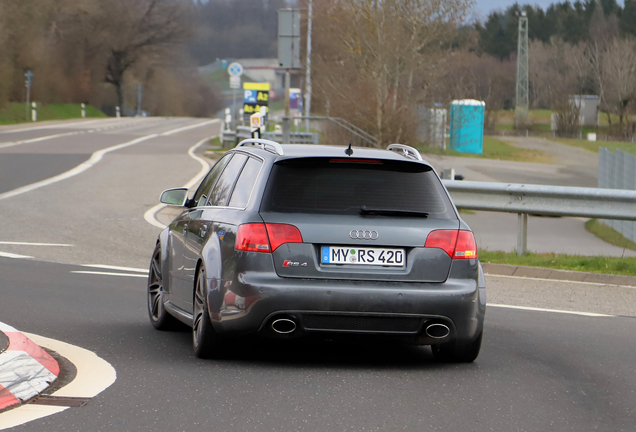 Audi RS4 Avant B7