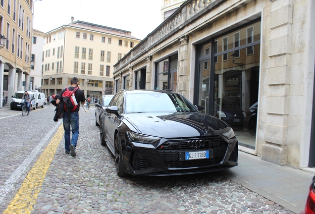 Audi RS6 Avant C8