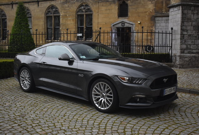 Ford Mustang GT 2015