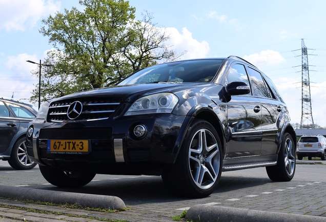 Mercedes-Benz ML 63 AMG W164