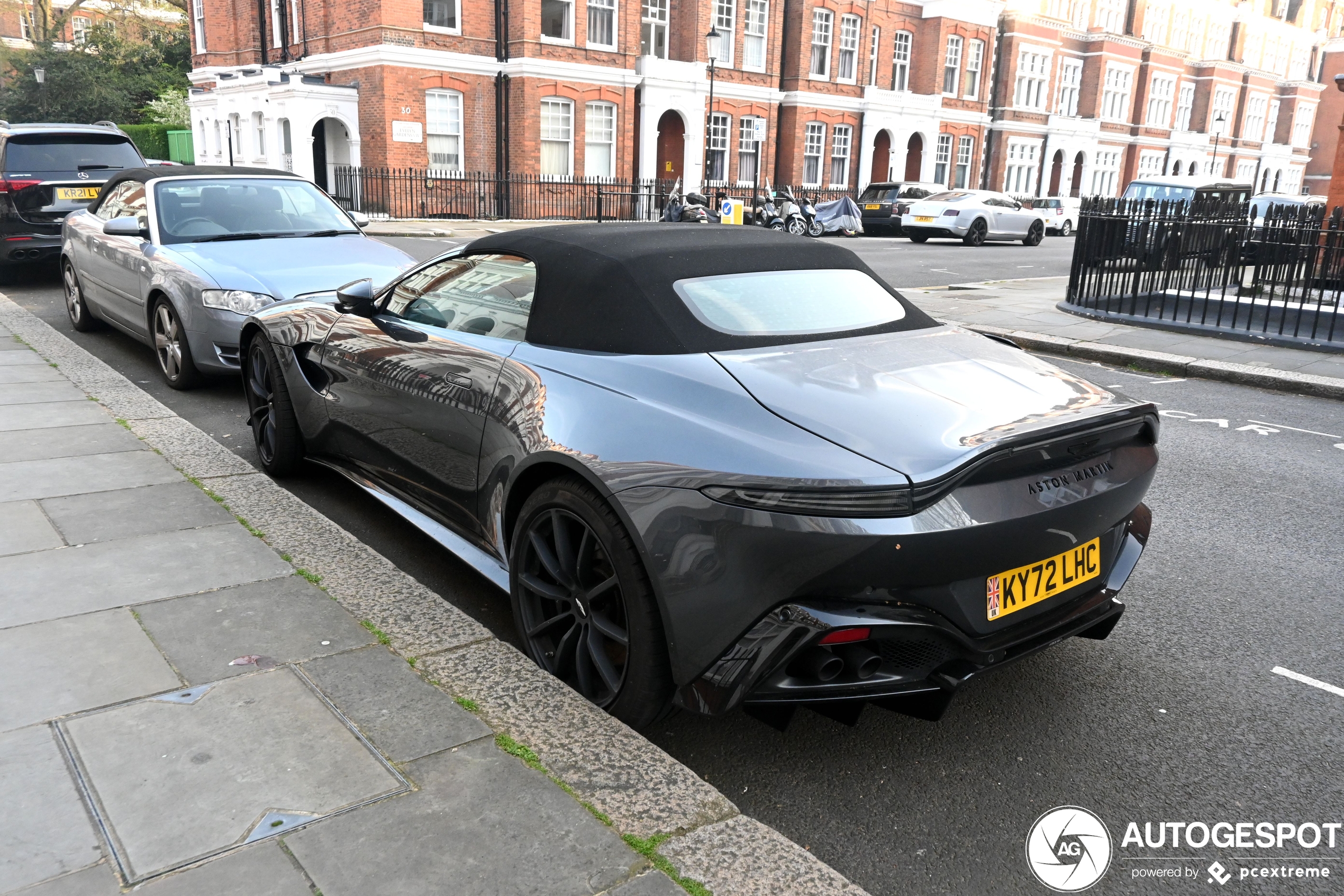 Aston Martin V8 Vantage Roadster 2020