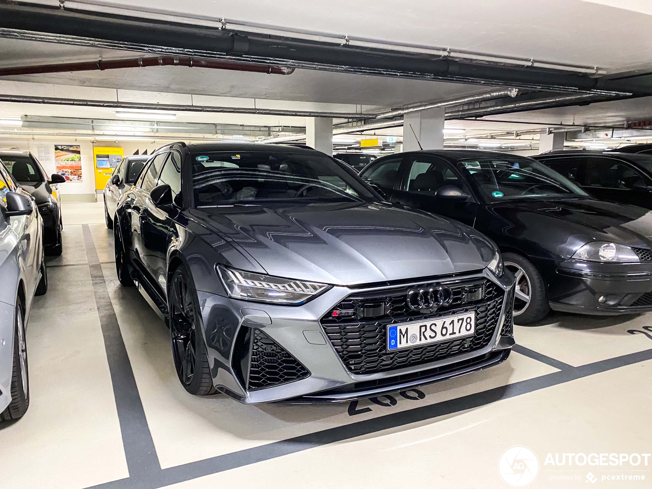 Audi RS6 Avant C8