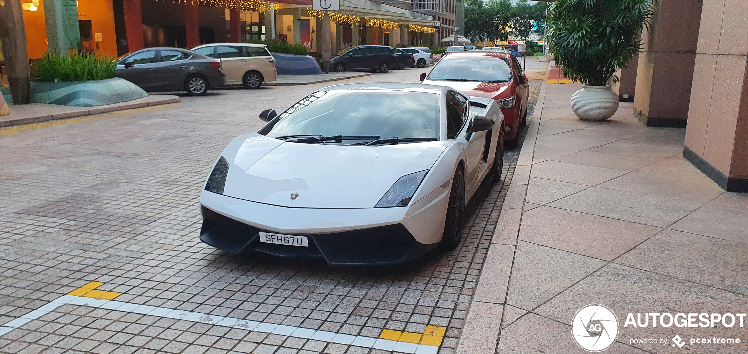 Lamborghini Gallardo LP550-2 Singapore Limited Edition