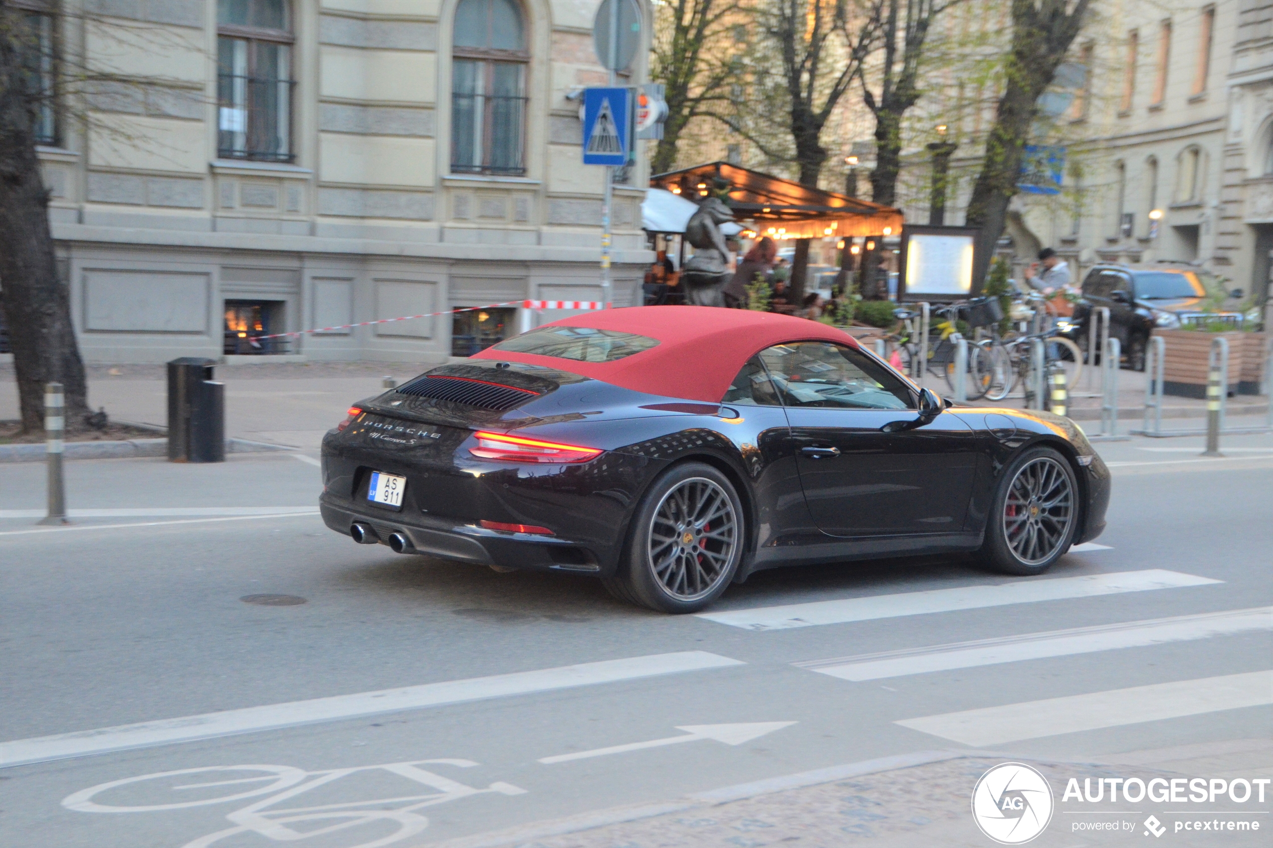 Porsche 991 Carrera S Cabriolet MkII