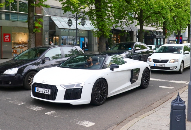 Audi R8 V10 Spyder 2016