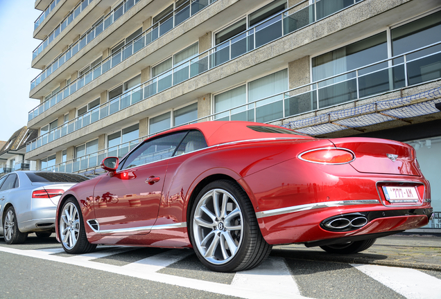 Bentley Continental GTC V8 2020